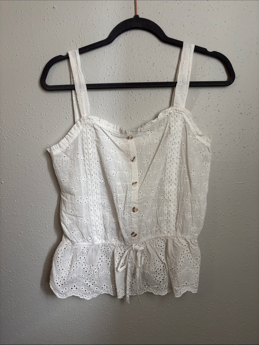 5/$25 🌞 Eyelet tank